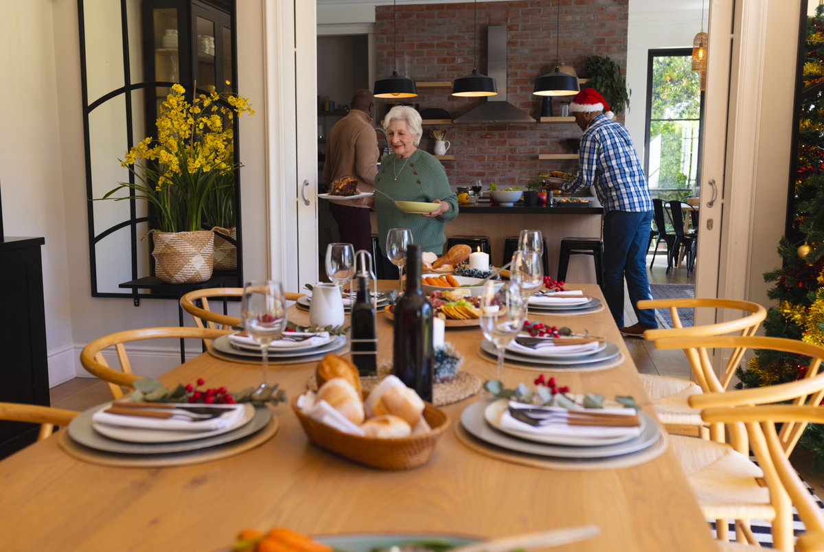 Seniors' Dining Chairs: Ensuring Comfort and Safety at Mealtime ...